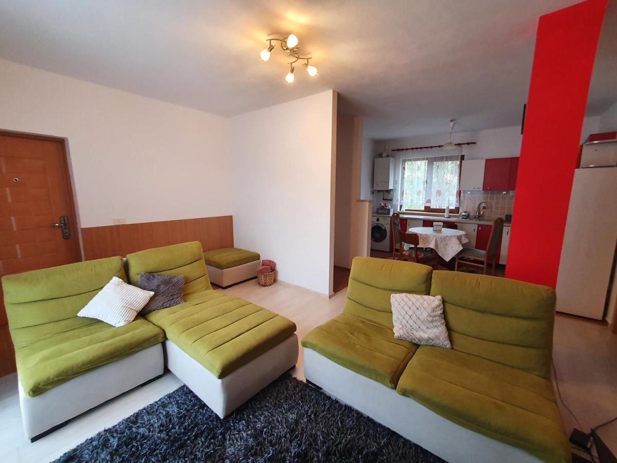 코들레아 Apartament La Casa In Curte Comuna 아파트 외부 사진